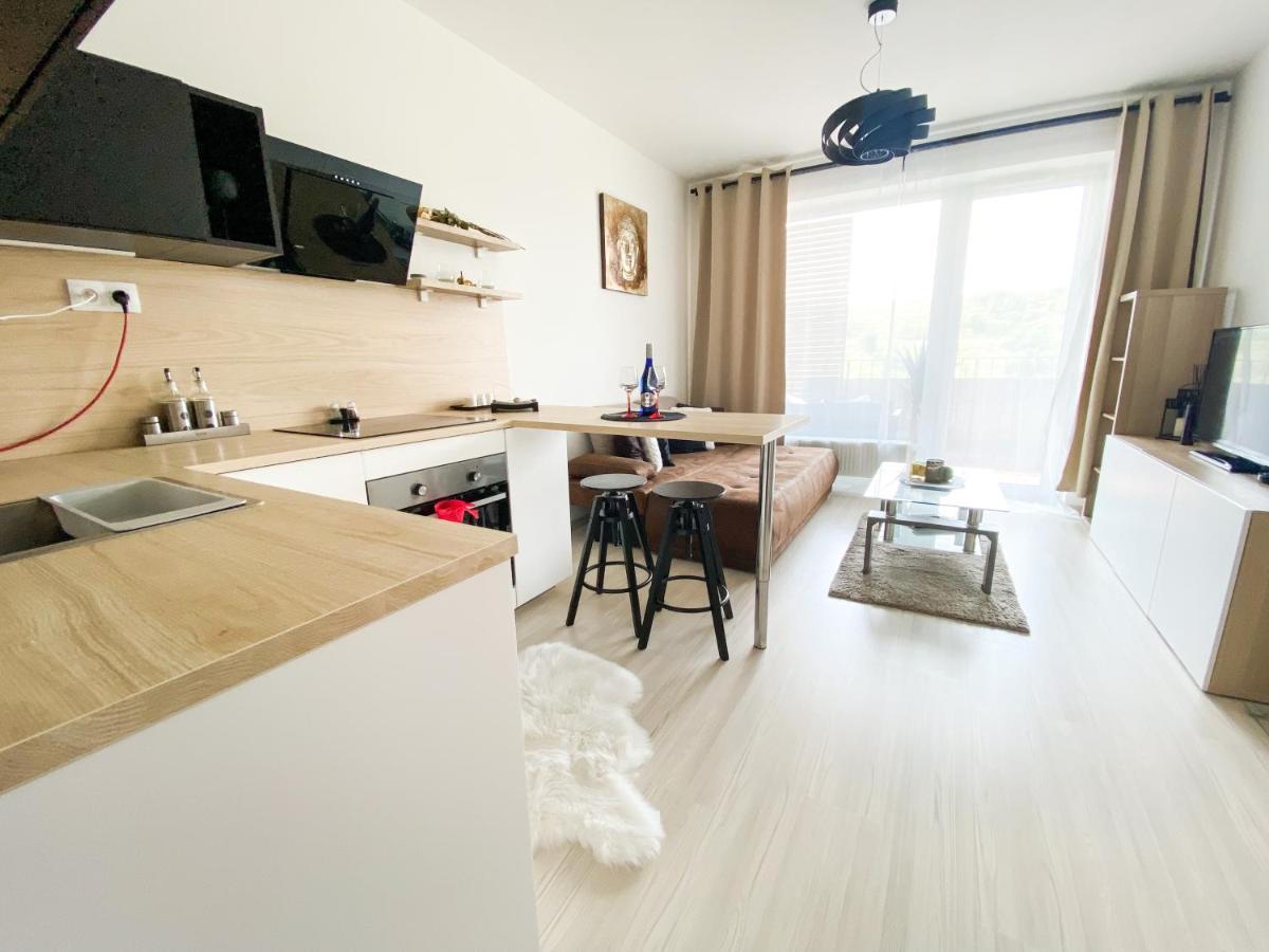 Krasny Moderny 1-Izbovy Byt, Novostavba + Parking Bratislava Bagian luar foto