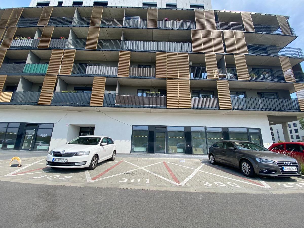 Krasny Moderny 1-Izbovy Byt, Novostavba + Parking Bratislava Bagian luar foto